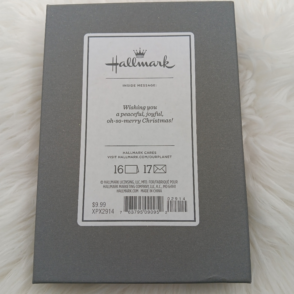 Hallmark Box Of Holiday Christmas Cards. - Picture 2 of 2